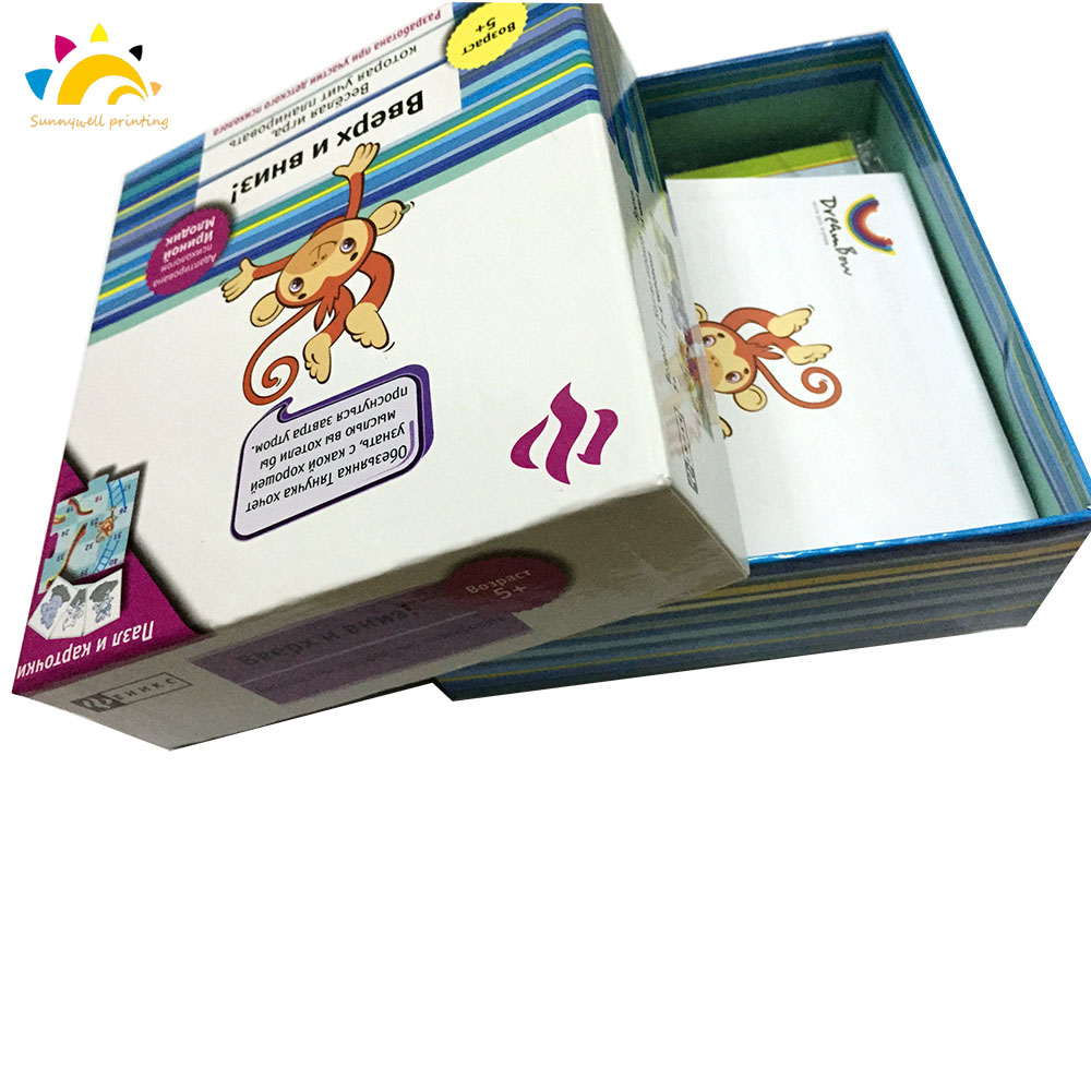 Impresión de la tarjeta de juego con caja de regalo